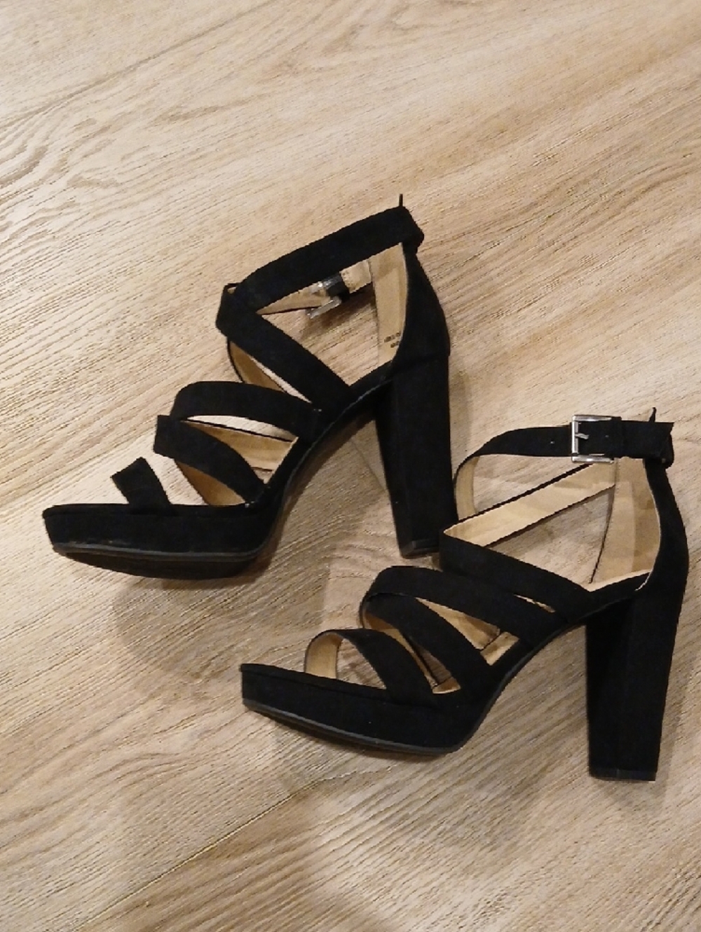 Chinese Laundry Black Suede Multi-Strap Block Heels 8.5 - Picture 3 of 7